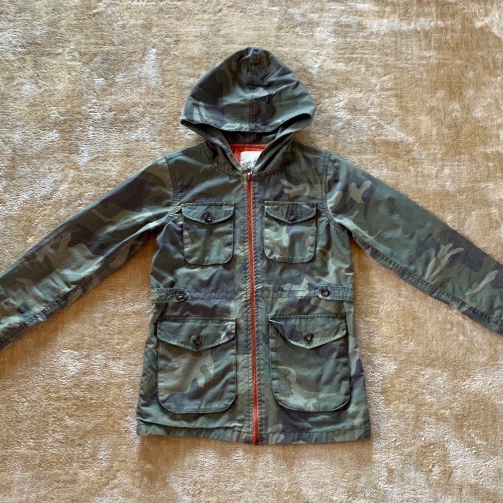 Super cute Camo field jacket/hoodie